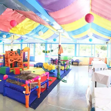 洛曼萨梅尔酒店 Koskinou (Rhodes)